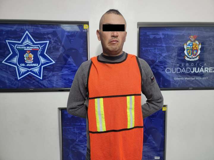 Detienen a sujeto acusado por daños y portación ilegal de arma de fuego