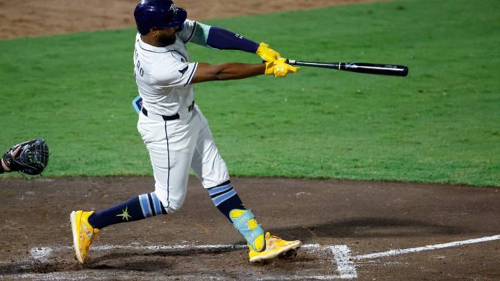 Rays’ Junior Caminero among AL finalists for Hank Aaron Award