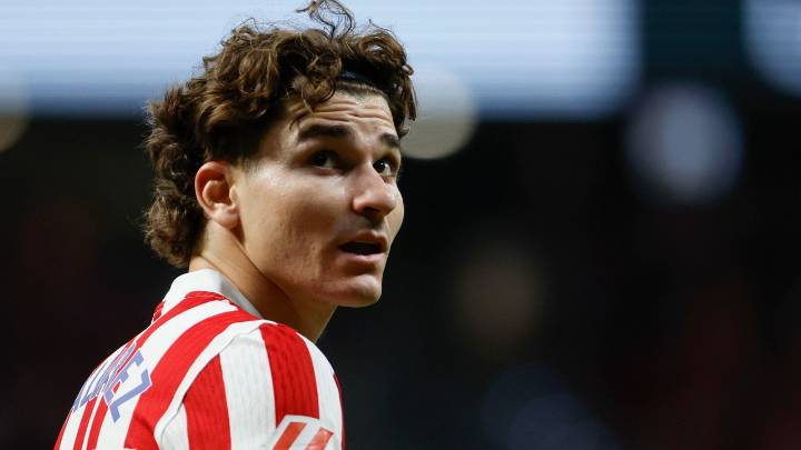 Las dos condiciones del Barcelona para fichar a Julián Álvarez al Atlético de Madrid