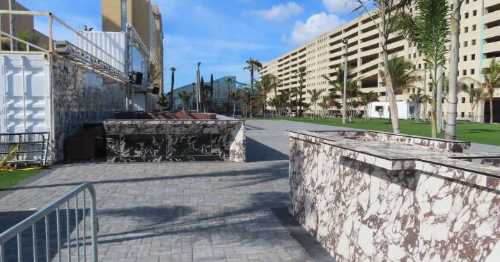 Outdoor gym at Showboat not happening; Blatstein has plans for site for next year