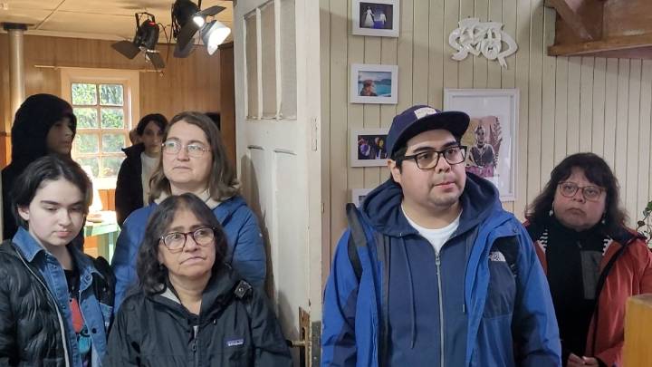 Vecinos y emprendedores de Aysén participan en talleres realizados por "Casa Alerce"