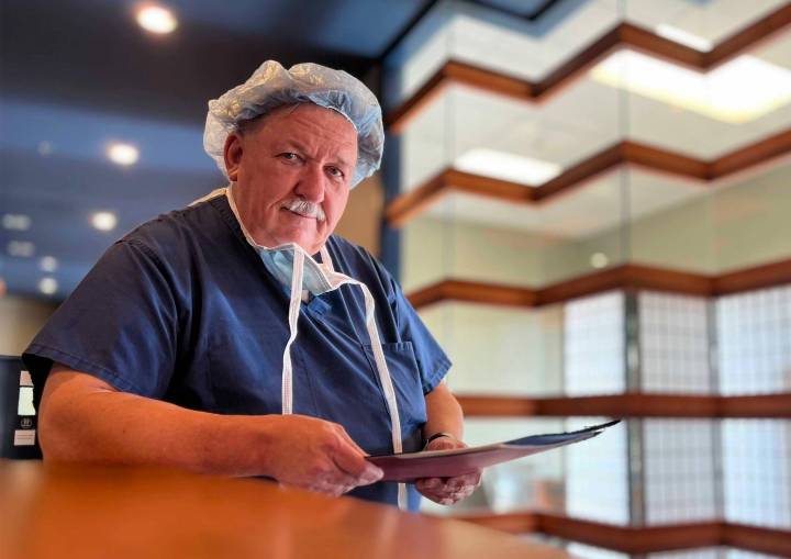 Plastic surgeon suspended again