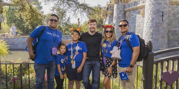 Waipahu boy meets famous YouTuber thanks to Make
