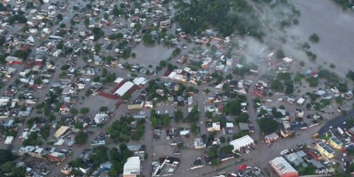 Desborde del Río Cazones en Veracruz provoca severas inundaciones y caos l Video