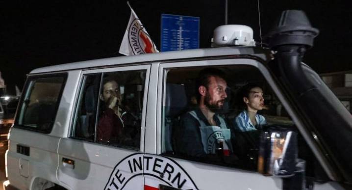 Israel: La Cruz Roja se dirige al norte de Gaza para recibir más cuerpos de rehenes de Hamás 