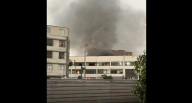 Incendio en Barrios Altos: más de 10 unidades de Bomberos en la zona Cercado de Lima