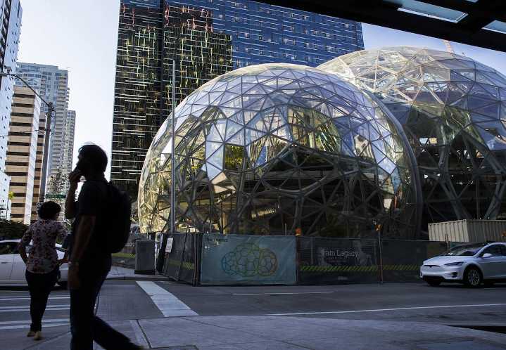 Amazon may lay off 30,000 corporate employees this week