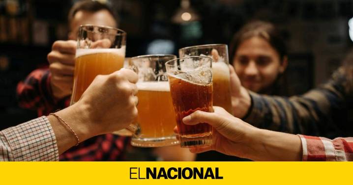 Las rutas de borrachera ya son ilegales en Barcelona