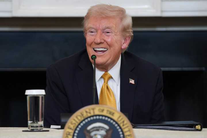 Ontario premier doesn’t back down against Trump, posts video of Reagan opposing tariffs