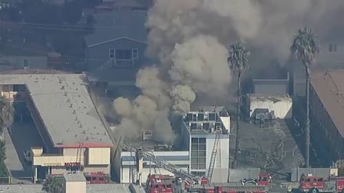 Fire at Inglewood commercial building sends up plume of black smoke
