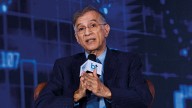 'India will move beyond services, create Apples of the world': Hiranandani on Trump tariff