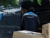 Amazon tests AR glasses to help drivers find delivery spots