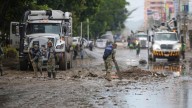 La Marina Abre Puentes Aéreos en Veracruz para Llevar Víveres a Zonas Damnificadas por Lluvias