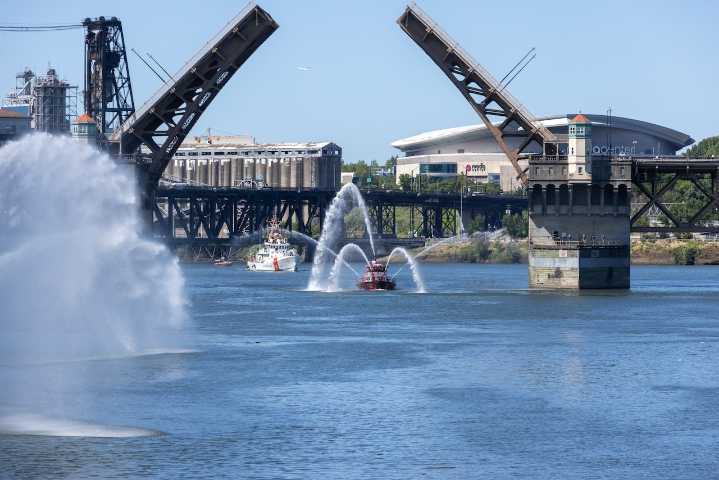 Portland’s Burnside Bridge rebuild faces indefinite delay amid federal funding uncertainty