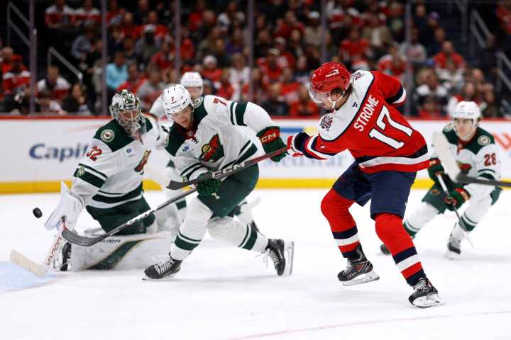 Noah Cates' first career OT goal lifts Flyers past Wild - The Rink Live | Coverage of youth, junior, high school and college hockey