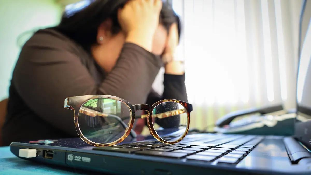 Empresas impulsan programas de bienestar emocional y mental para sus trabajadores