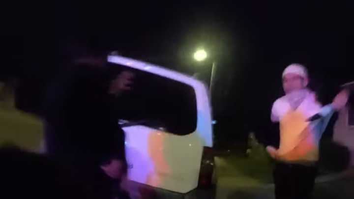 BWC: Man produces 12-inch knife, turns toward LAPD officers before OIS