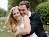 Novios esperan hasta la boda para besarse por primera vez y aseguran que valió la pena