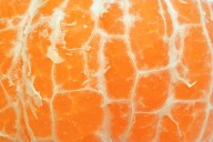 Qué pasa si te comés los “hilos blancos” de la mandarina