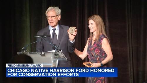Chicago native actor Harrison Ford honored, receives award at Field Museum gala for conservation efforts