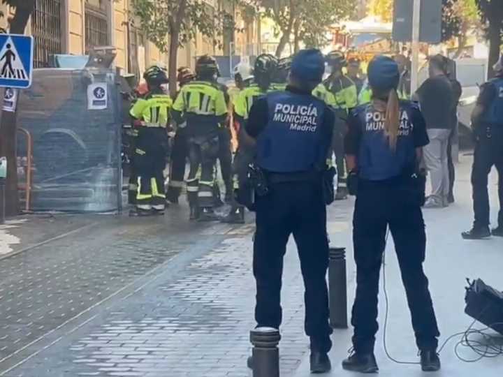Se derrumba un edificio en el centro de Madrid: hay al menos cuatro personas atrapadas