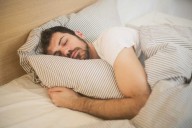 Dormir bien gracias al magnesio: mito o realidad científica