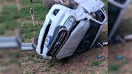 Un conductor ebrio volcó su camioneta y tres jóvenes terminaron hospitalizados