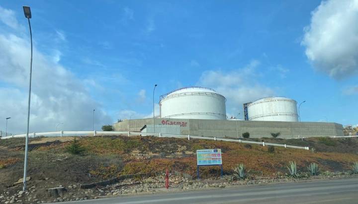 SMA formula dos cargos contra Gasmar por incumplimientos en monitoreos de descargas en la bahía de Quintero