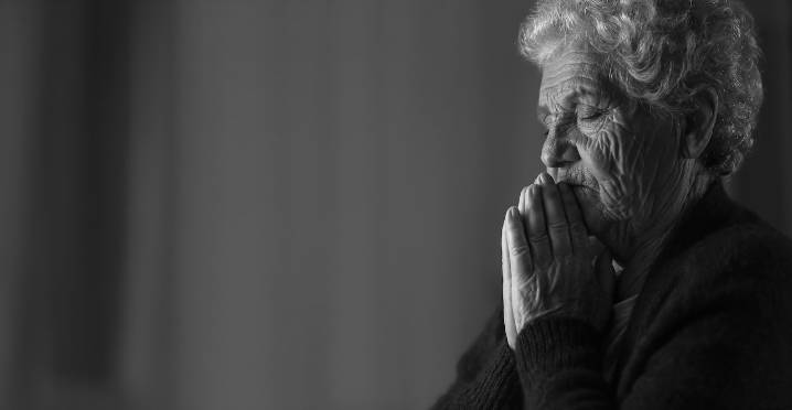 Dear Annie: Lonely senior poured love and support into her family, but now feels ignored