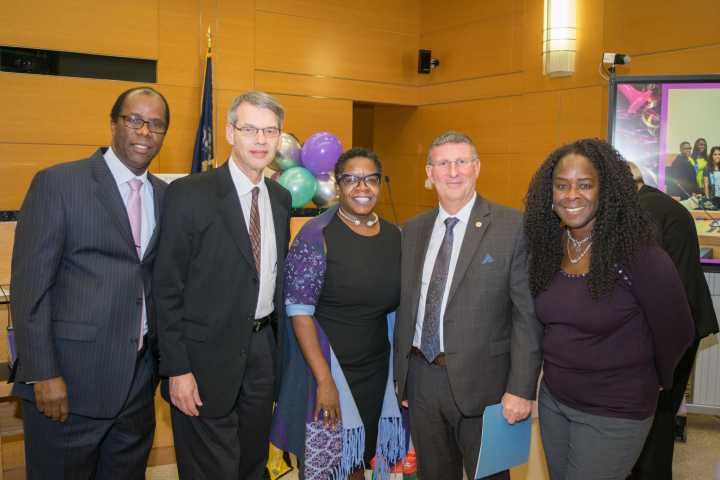 Judge Lawrence Knipel honored by community at retirement