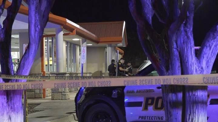 Security guard shoots suspect during confrontation at San Antonio Whataburger