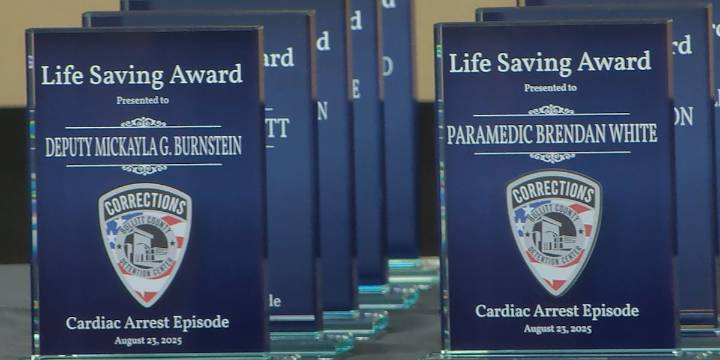 Bullitt County deputies recognized for saving inmate’s life