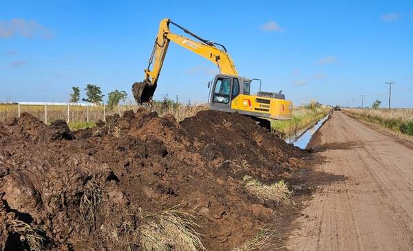 Avanza el acueducto que unirá Chañar y Castro Barros: ya alcanzó el 90% de avance