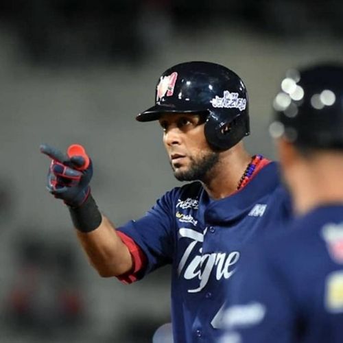 Segundo jonrón de «Cafecito» Martínez ante Cardenales