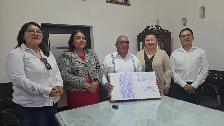 Luz verde al Hospital Regional en Amozoc; firman convenio IMSS y ayuntamiento