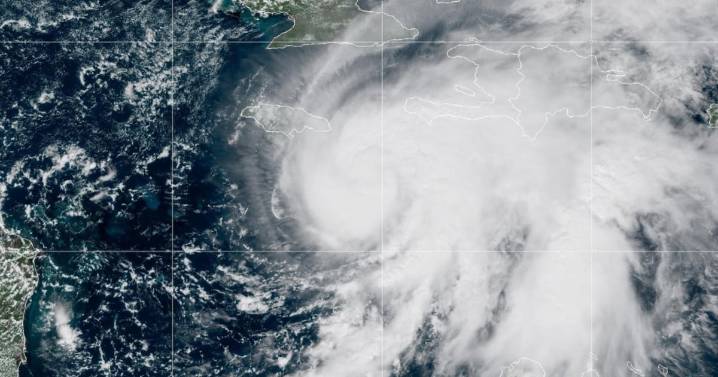 ‘Melissa’ se fortalece a huracán y activa alertas por lluvias torrenciales en el Caribe