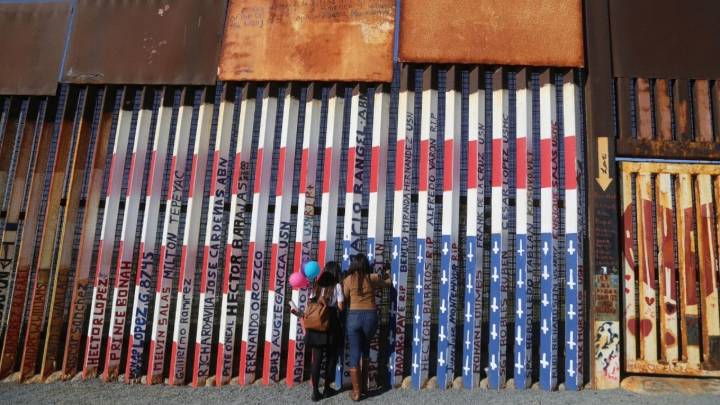 EU impondrá multa de 5,000 dólares a quien cruce ilegalmente el país