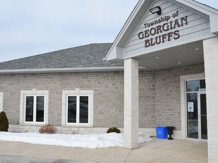 Ejaye McComb appointed to vacant council seat in Georgian Bluffs