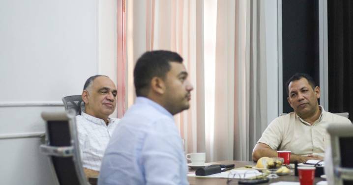 Administración de Carlos Pinedo y Gobierno Nacional avanzan en proyectos de agua y saneamiento