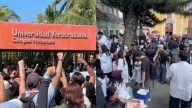 Marchan Estudiantes de la Universidad Veracruzana; Exigen Protocolos de Emergencia Tras Lluvias