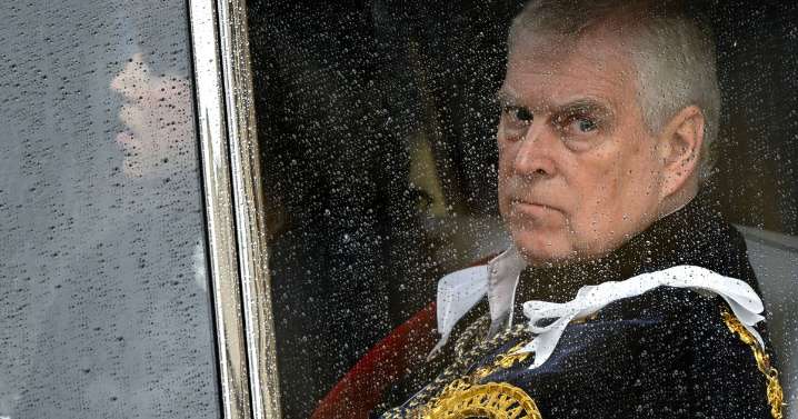 Prince Andrew gives up Duke of York title and honours ahead of Giuffre book