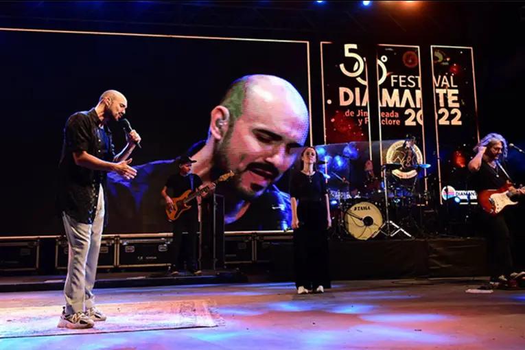 Abel Pintos se presentará en el Festival Nacional de Jineteada y Folclore de Diamante