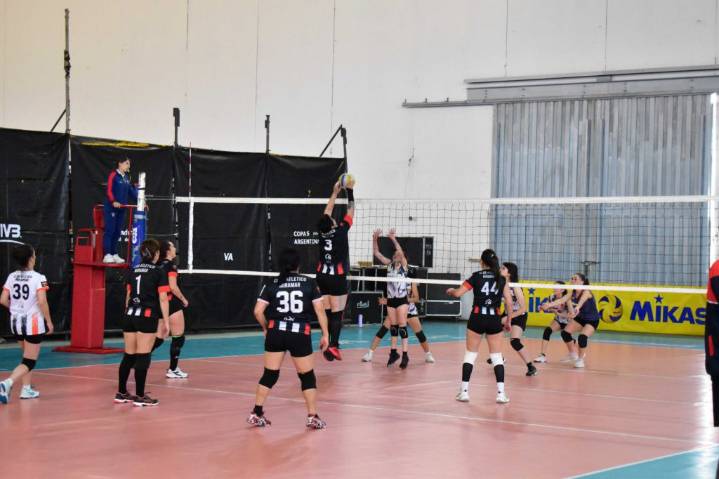 Se jugó la Liga Promocional de voley