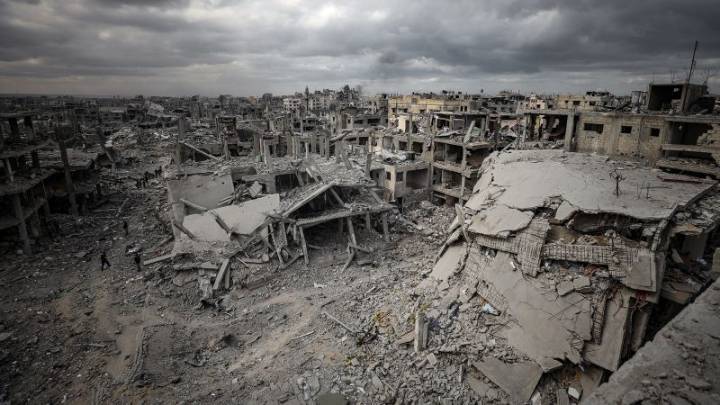 Masked fighters seen executing men in Gaza City as Hamas fights with rival groups