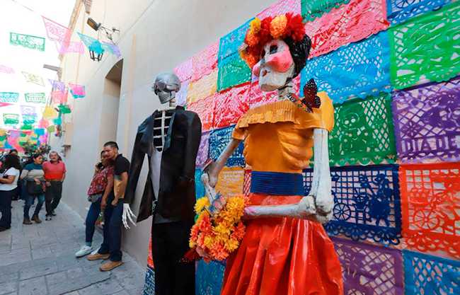 Exposiciones, poesía, cine de terror y más en el Festival Ánimas del Desierto 2025