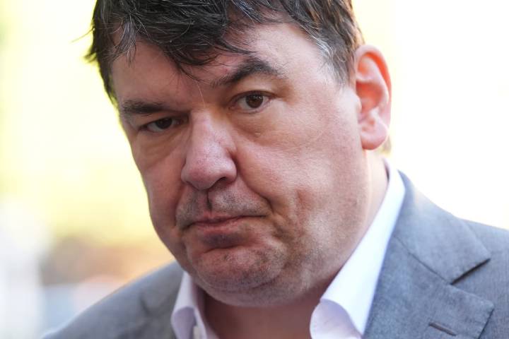 Metropolitan Police says it will no longer investigate 'non-crime hate incidents' after Graham Linehan cleared