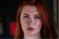 El lapidario descargo de Ireland, la hija de Alec Baldwin y Kim Basinger, contra sus padres