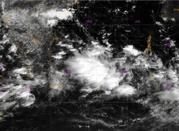 Another Low Pressure Brewing Over Bay, May Become Well Marked By Oct 25