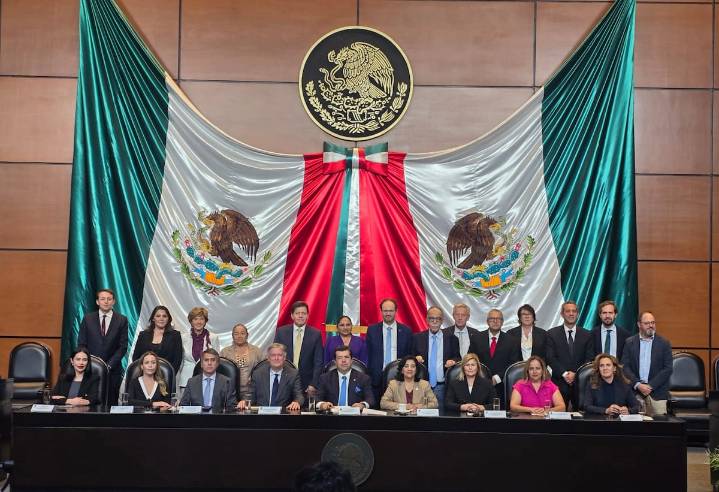 México se aproxima a país de primer mundo, con firma de la Unión Europea ya está, dicen morenistas