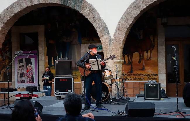 Silencia Saltillo las guitarras del Festival de Blues y Jazz; da tres días de música